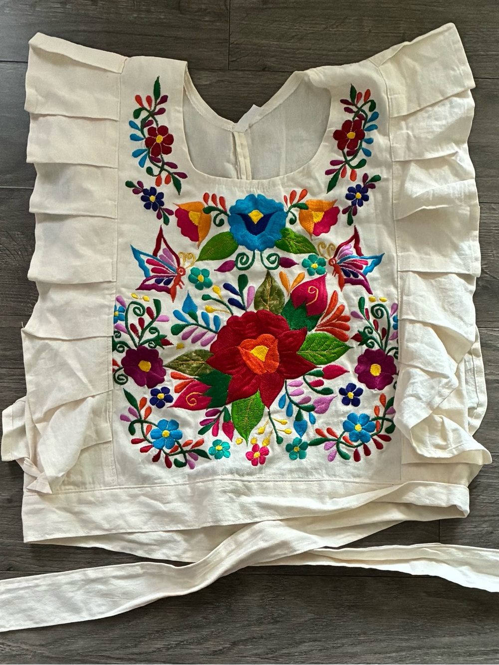 Tenango sleeveless embroidered flower top